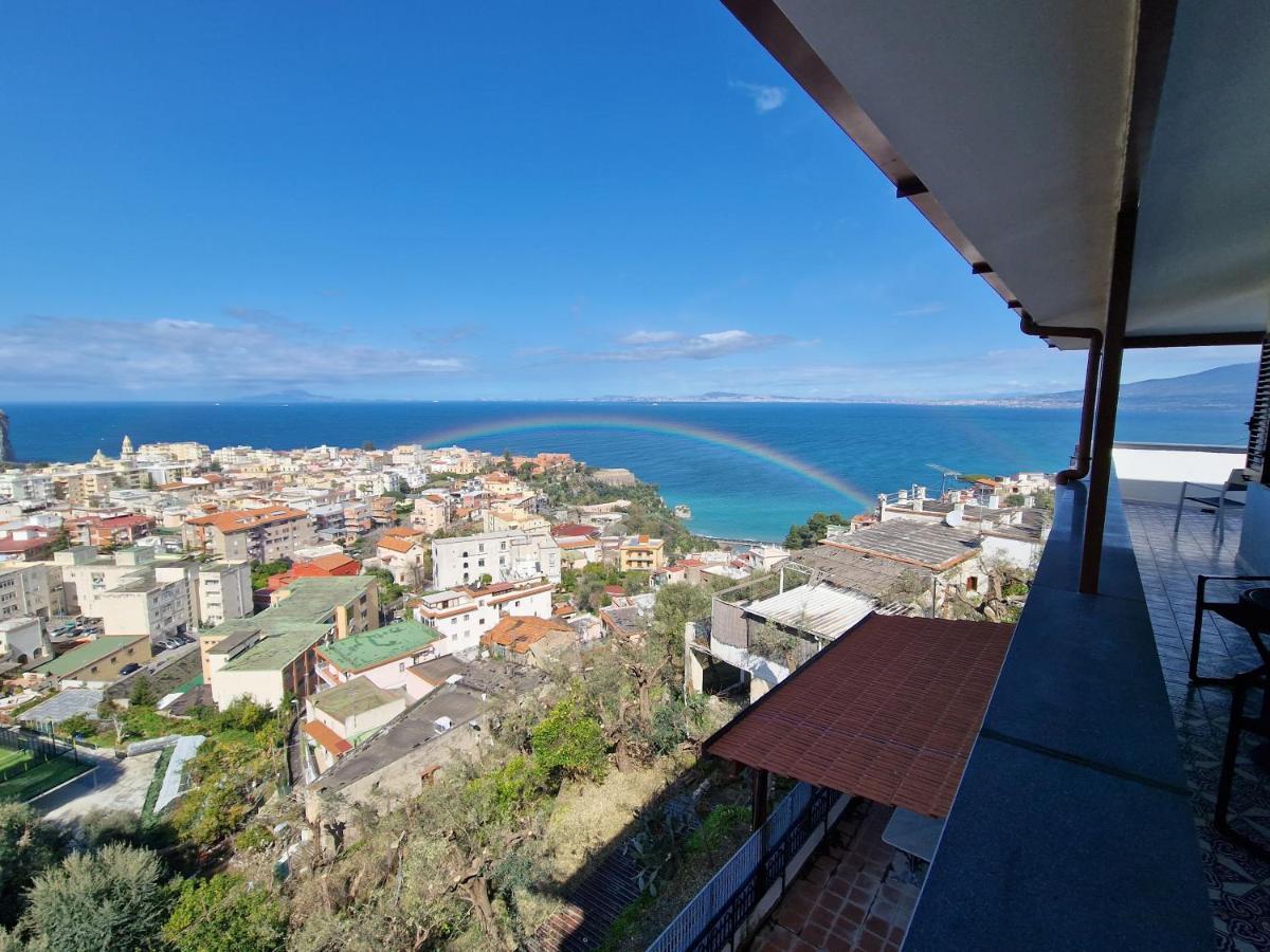Appartamento In Villa Ariel Vico Equense Bagian luar foto