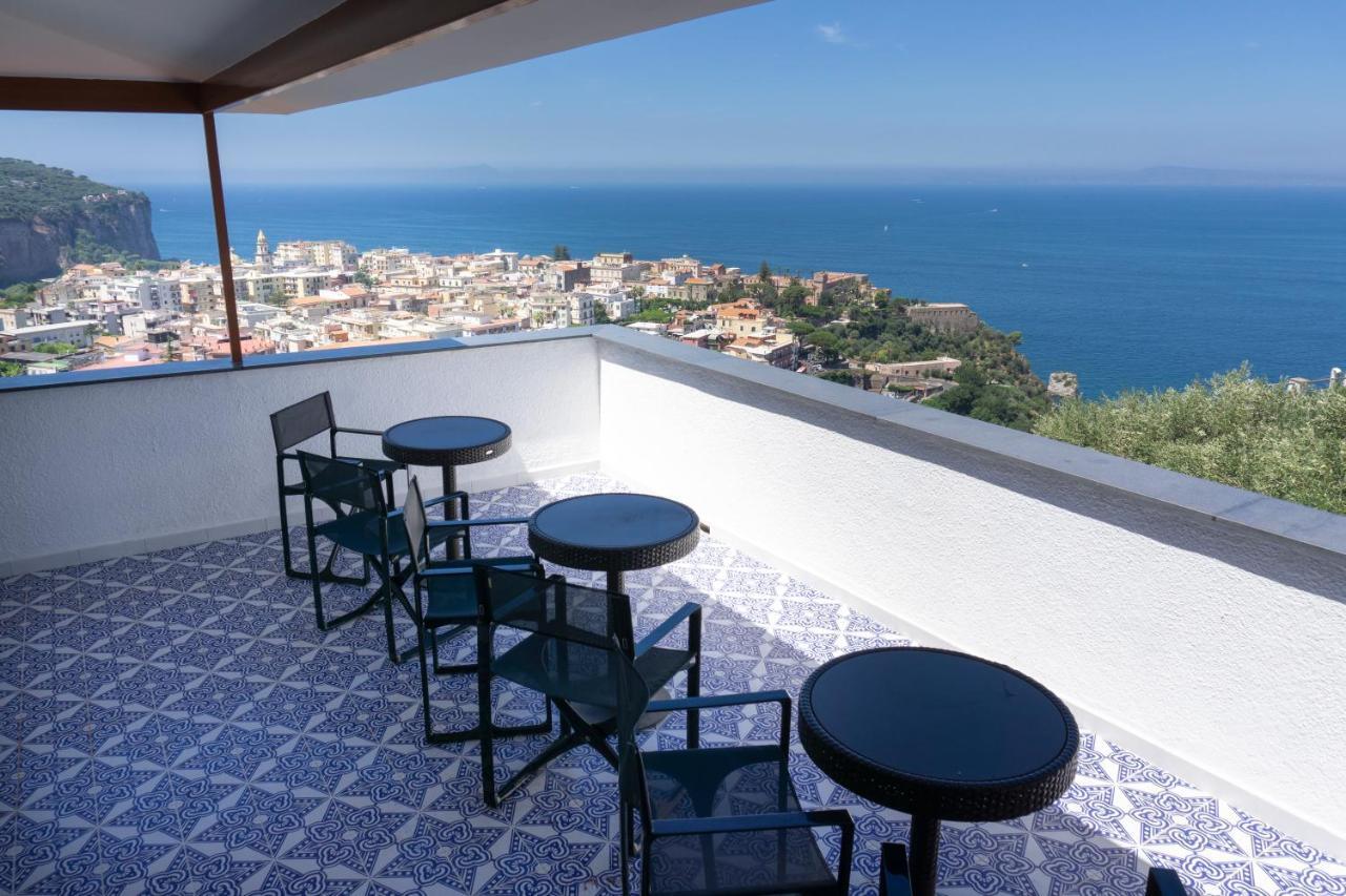 Appartamento In Villa Ariel Vico Equense Bagian luar foto